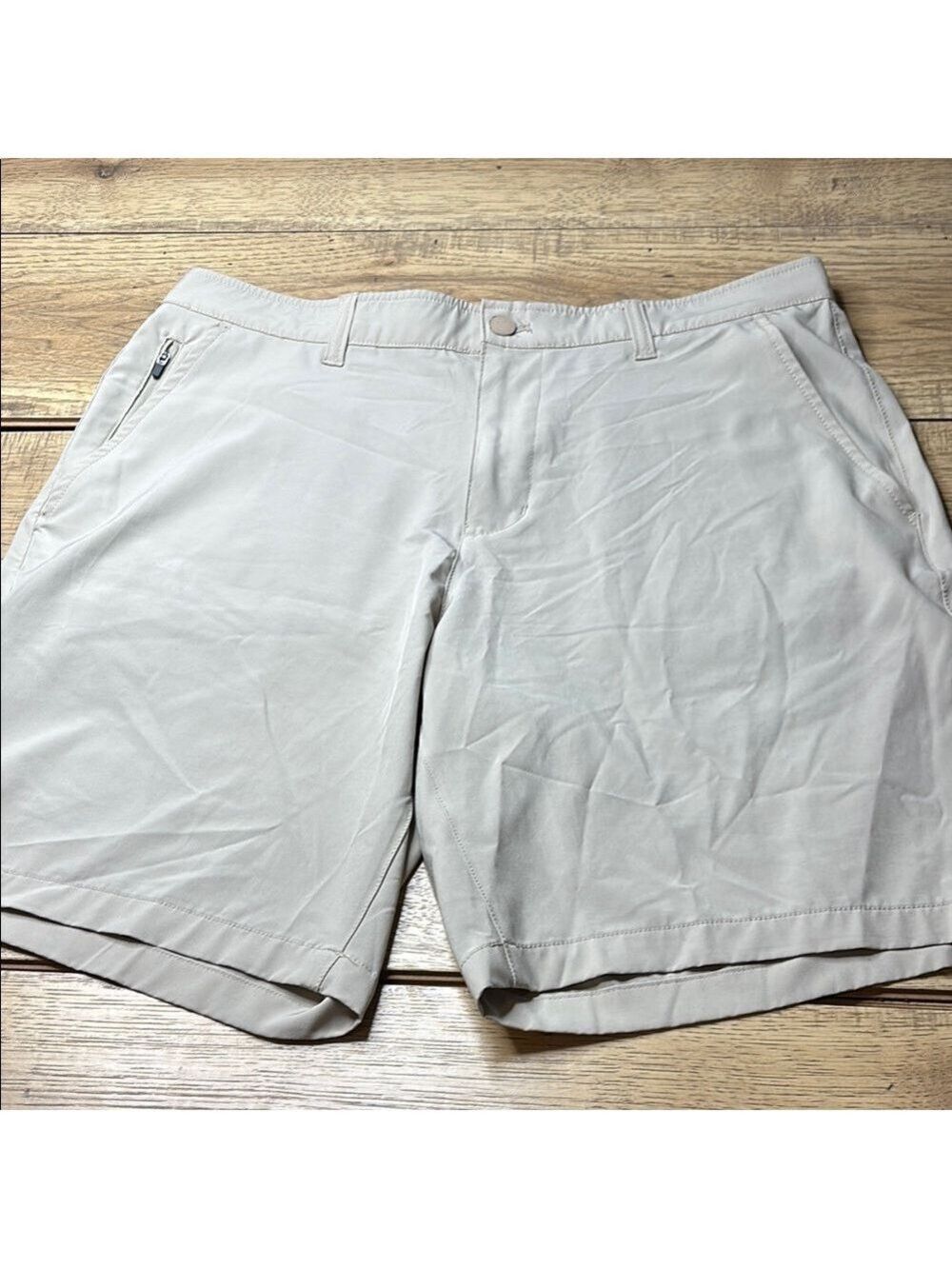 Men’s Chaps 9” Flat Front Performance Golf Shorts Size 34